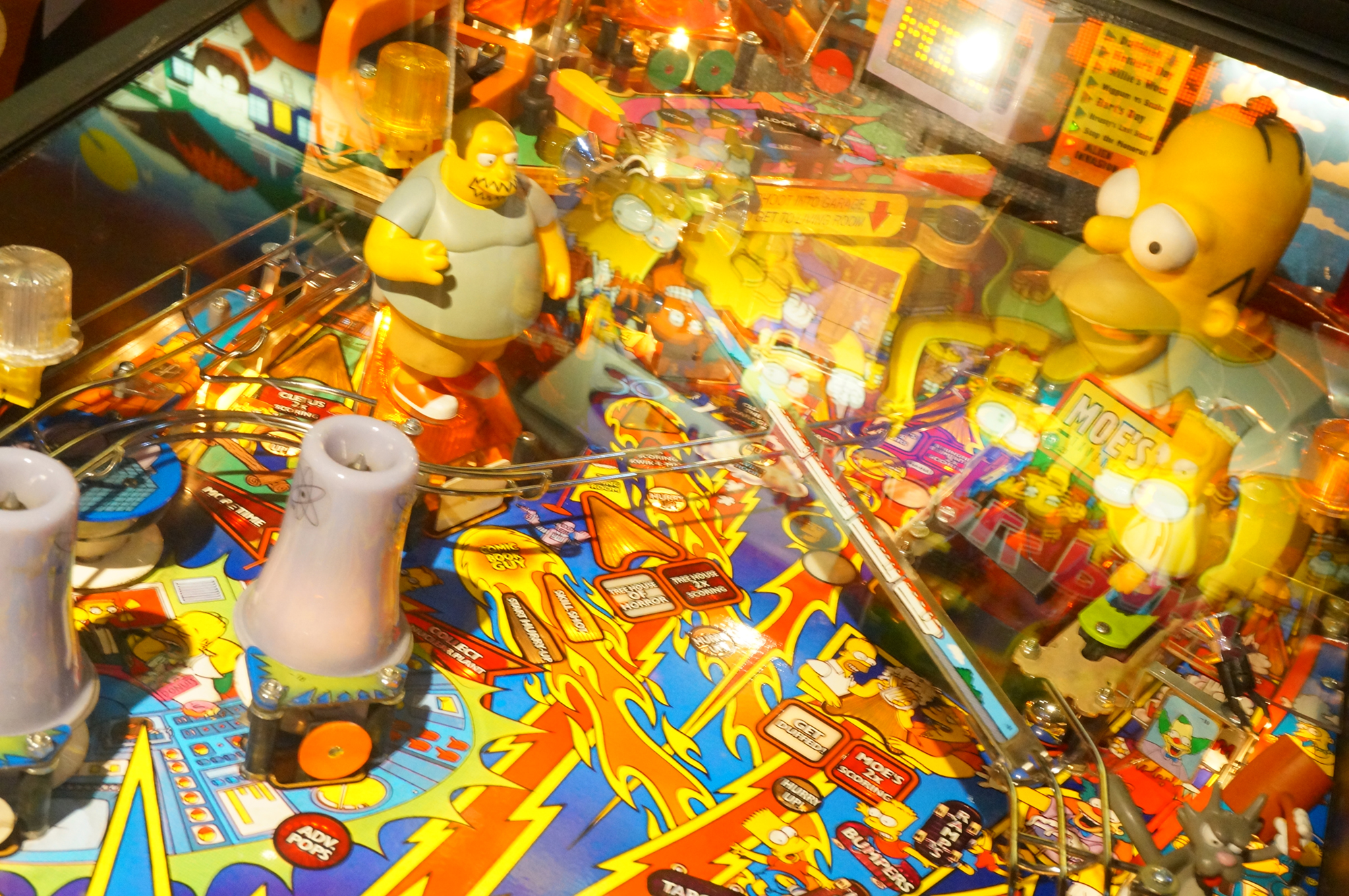 The Simpsons Pinball Party Machine School Bus Mod 